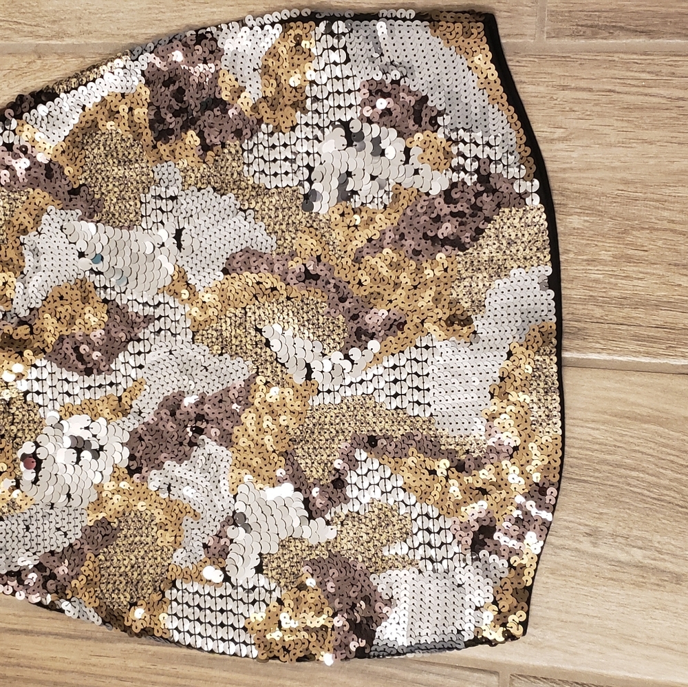 Gold & Silver Mini Skirt - Picture 2 of 8